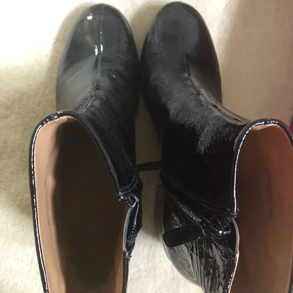 NIB Tory Burch Juliana Bootie Black Patent 8.5